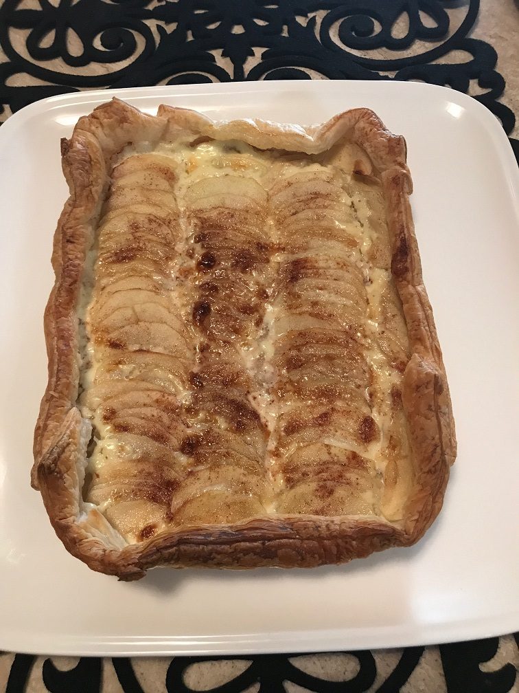 Rustic-Apple-Tart-2-e1501735596888